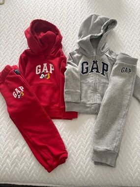 GAP Kids Red Mickey Pullover & Gray Zip Hoodie Set size 3